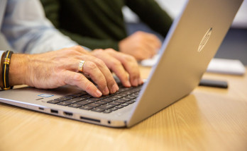 hands on laptop2